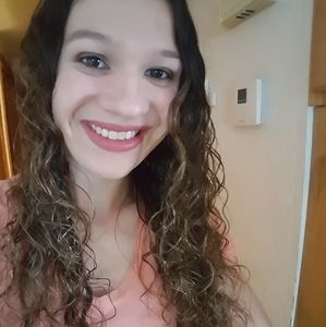 Meet your Posher, Chenelle